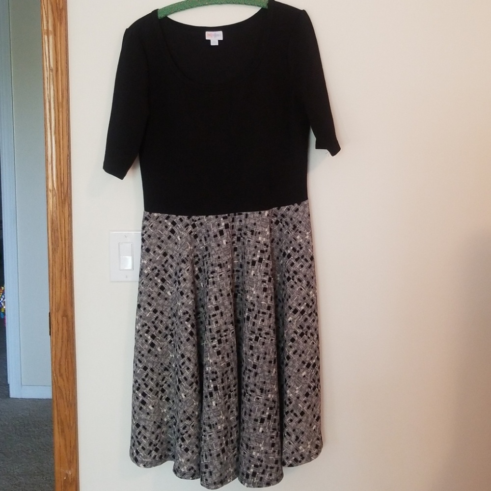 Lularoe black and tan dress